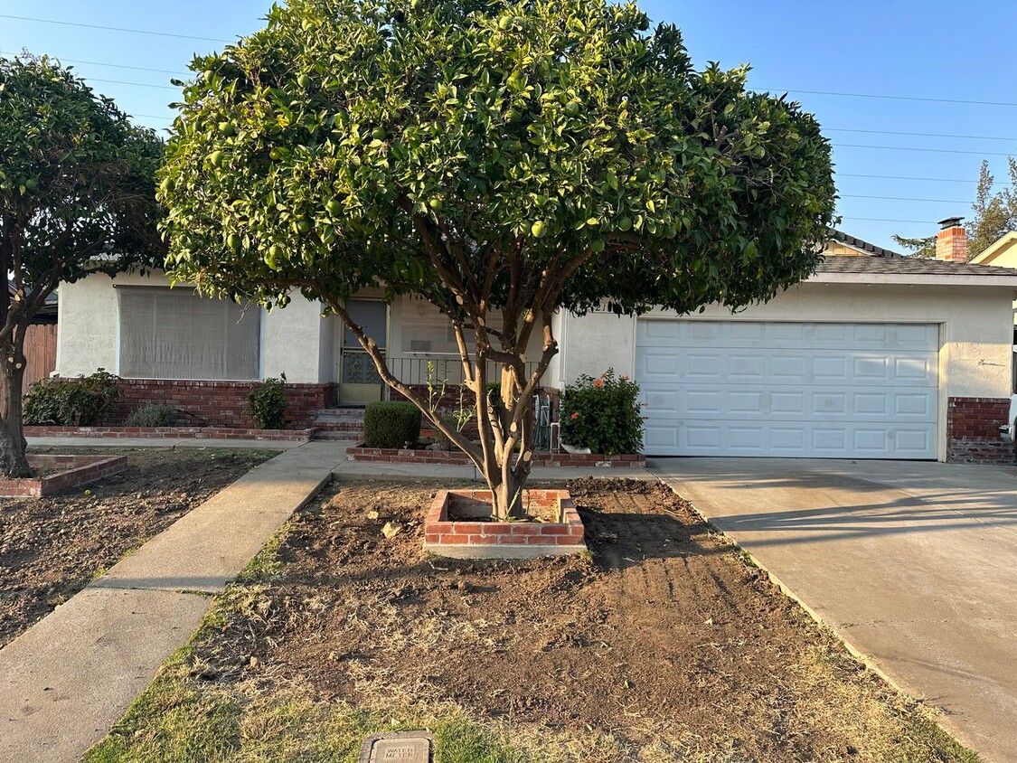 Primary Photo - BEAUTIFULLY MAINTAINED ANTIOCH RENTAL WITH...