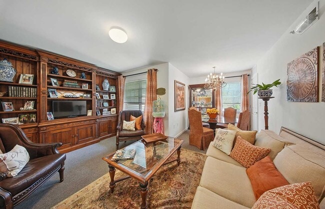 Building Photo - Amber Grove