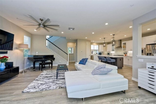 Building Photo - 16242 Camden Cir