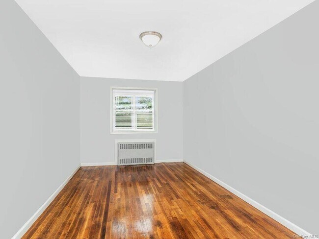 Building Photo - 3358 Colden Ave
