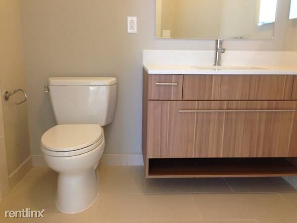 Foto del edificio - 2 br, 2 bath  - 204 Tremont St Unit 2