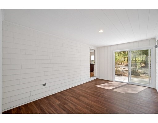 Building Photo - 616 Towne St