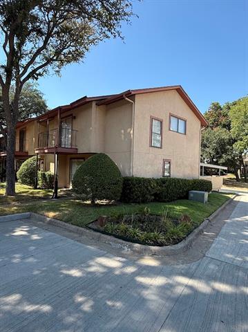 Building Photo - 5602 Marina Dr