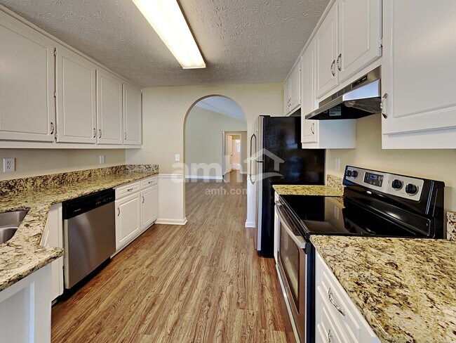 Building Photo - 4410 Brookridge Dr