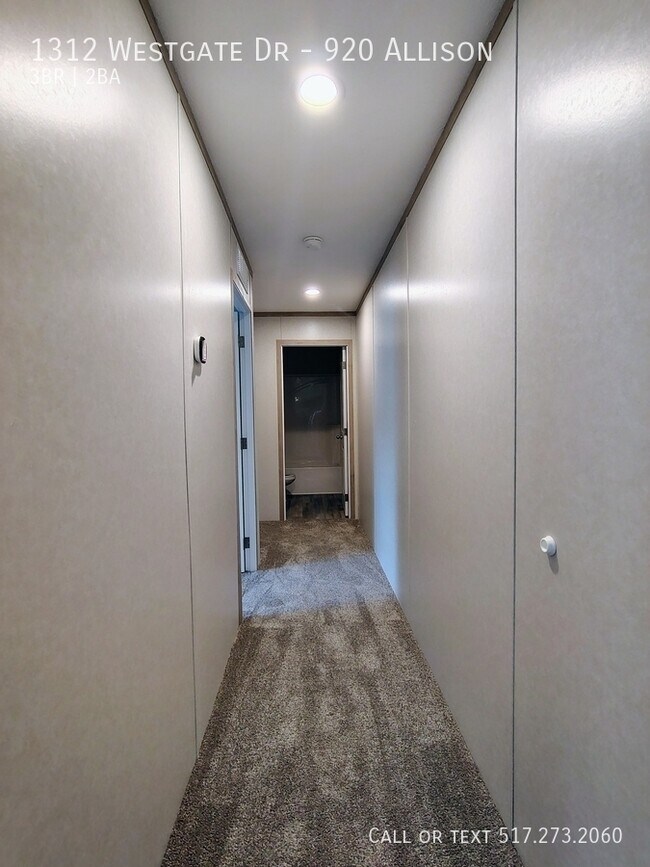 Foto del edificio - 1312 Westgate Dr