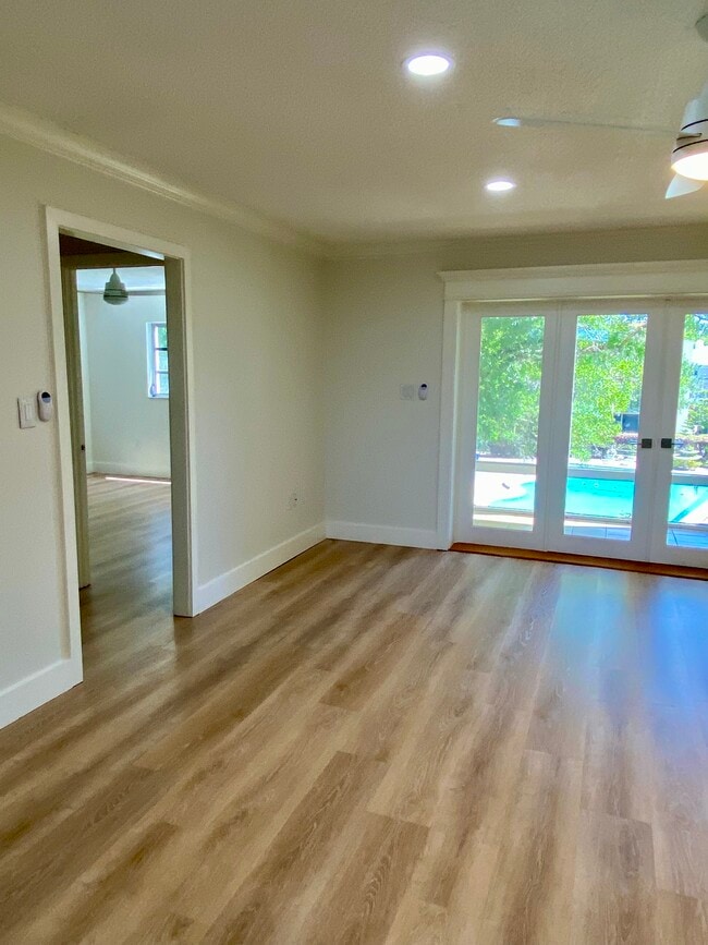 bedroom on left - 700 Melrose Ave