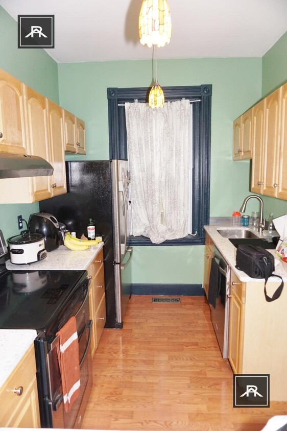 Foto principal - 2 bedroom in Brighton MA 02134