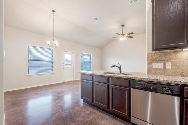 Foto del edificio - 118 Samuel Dr