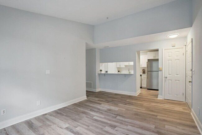 Building Photo - 2315 N Congress Ave