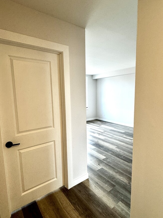 Building Photo - 1985 Westcott Rd