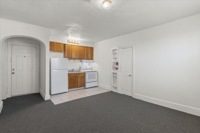 Foto del edificio - 33 S Iowa Ave