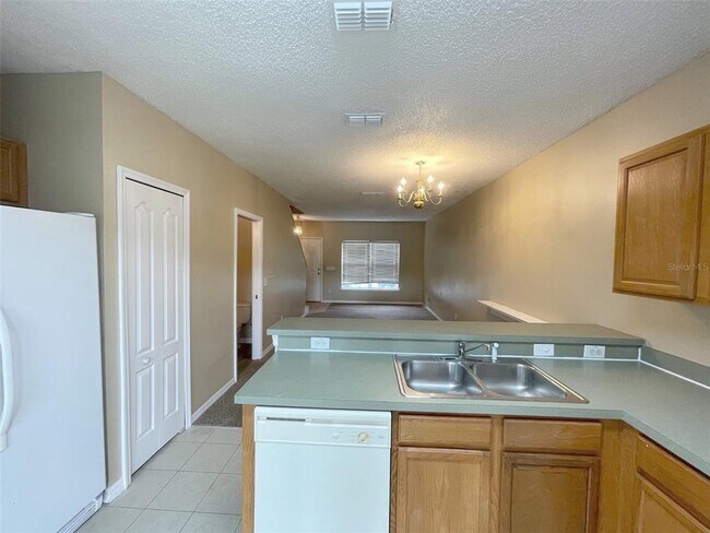 Foto del edificio - 521 Wilton Cir