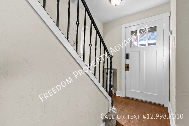 Foto del edificio - 739 Shady Dr E