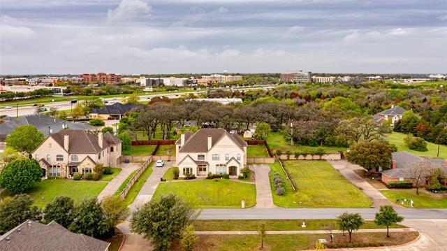 Foto del edificio - 440 Cherry Ln