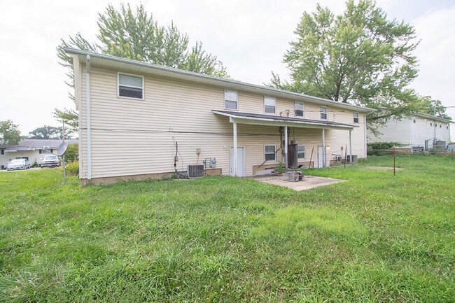 Building Photo - 7304 N Moberly Dr