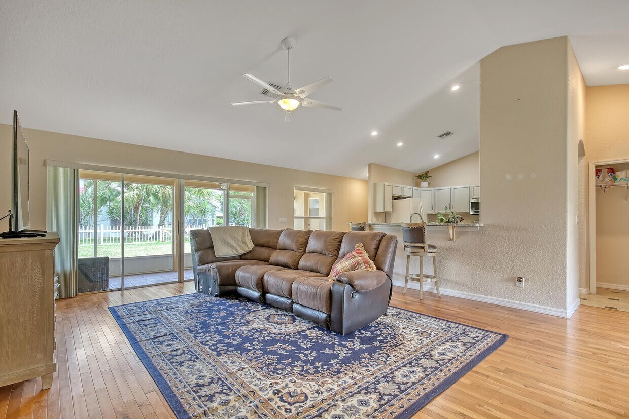 Foto del edificio - 2117 Pumpkin Pl NE