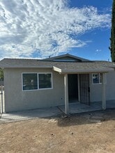 Building Photo - 524 D St