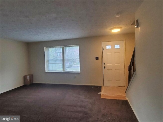 Building Photo - 1234 Elm Grove Cir