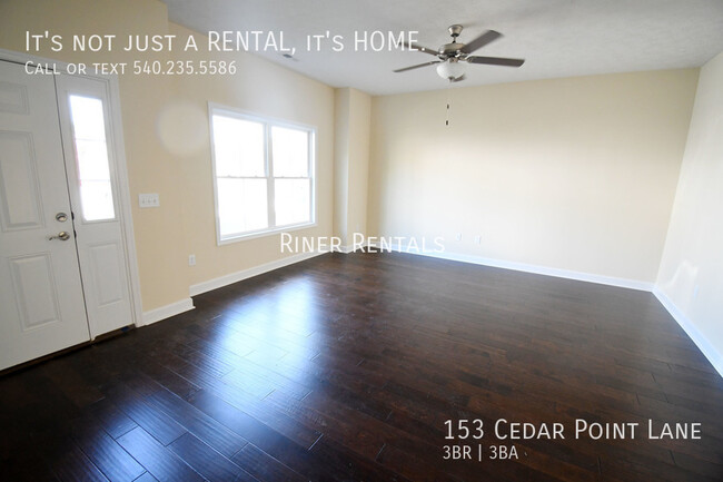 Foto del edificio - 153 Cedar Point Ln