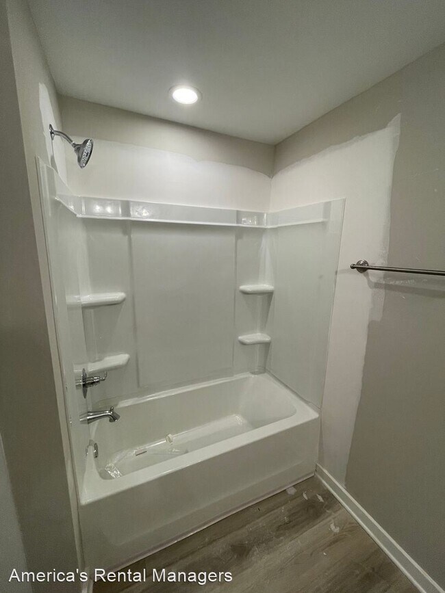 Foto del edificio - 4 br, 2.5 bath House - 130 Kings Way