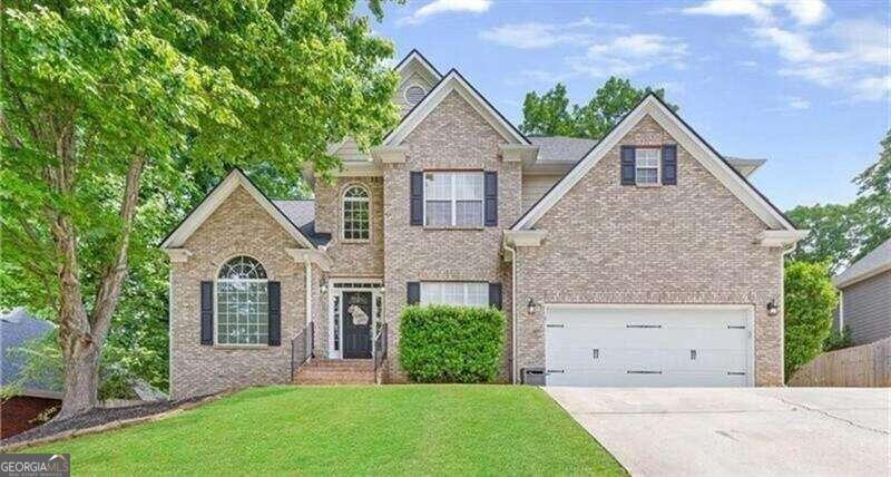 Primary Photo - 3338 Hackmatack Dr NW