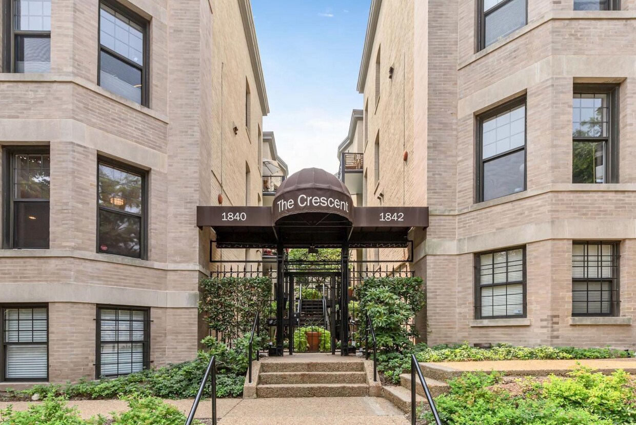 Foto principal - 1842 California St NW
