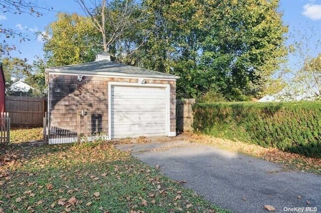 Foto del edificio - 100 Terry Ct