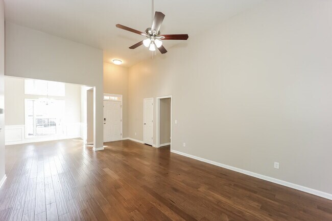 Foto del edificio - 116 Freeman Forest Dr