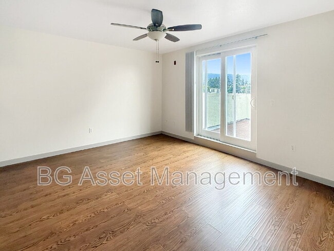 Building Photo - 1459 MacArthur Blvd
