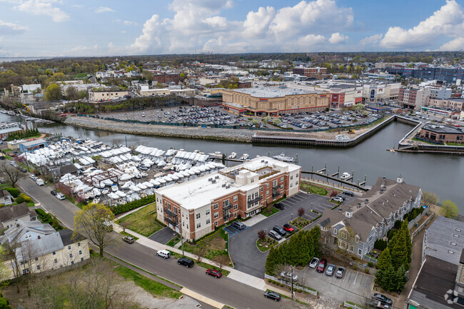 Aerial Photo - Greenwich Landing