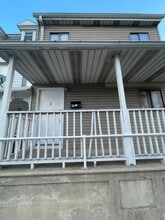 Building Photo - 919 N 6th St