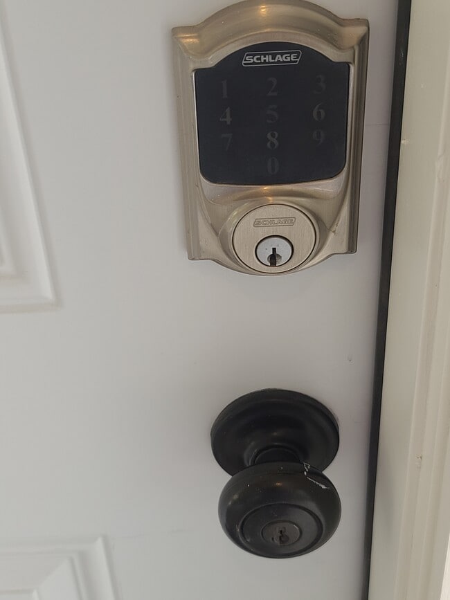 Foto del edificio - 7012 Aldea Ave