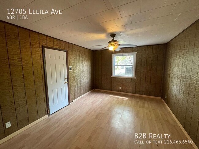 Foto del edificio - 12705 Leeila Ave