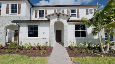 Building Photo - 2629 SE 27th Dr