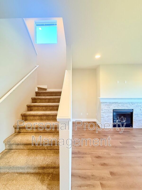 Foto del edificio - 8728 N 1st St