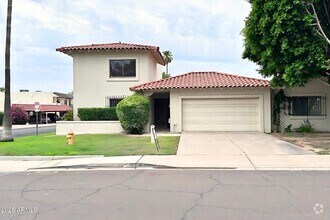 Building Photo - 7653 E Vista Dr