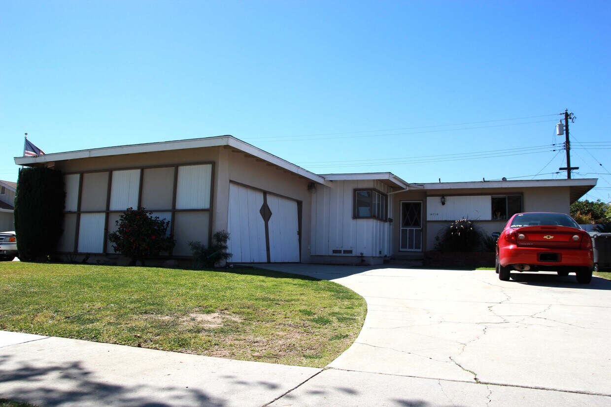 Available June 8th Just in time for classe... House Rental in La