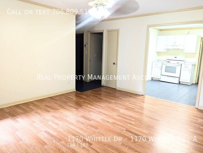 Foto del edificio - 1170 Whittle Dr SW