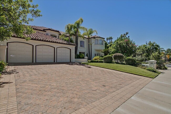 Building Photo - 5451 Newcastle Ln