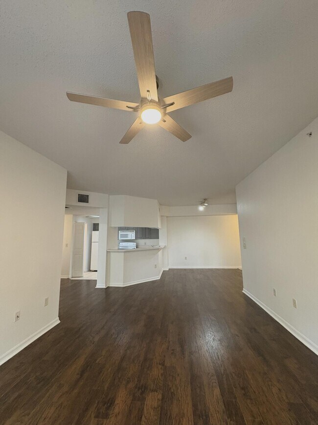 Foto del edificio - 2727 Anzio Ct