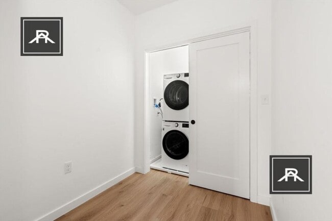 Building Photo - 3 bedroom in Brookline MA 02446