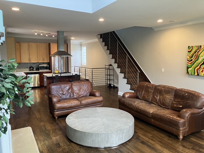 Living Room - 2325 W Huron St