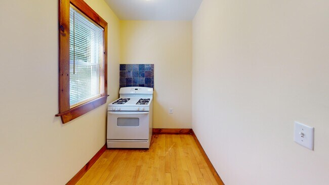 Foto del edificio - 32 Martland Ave