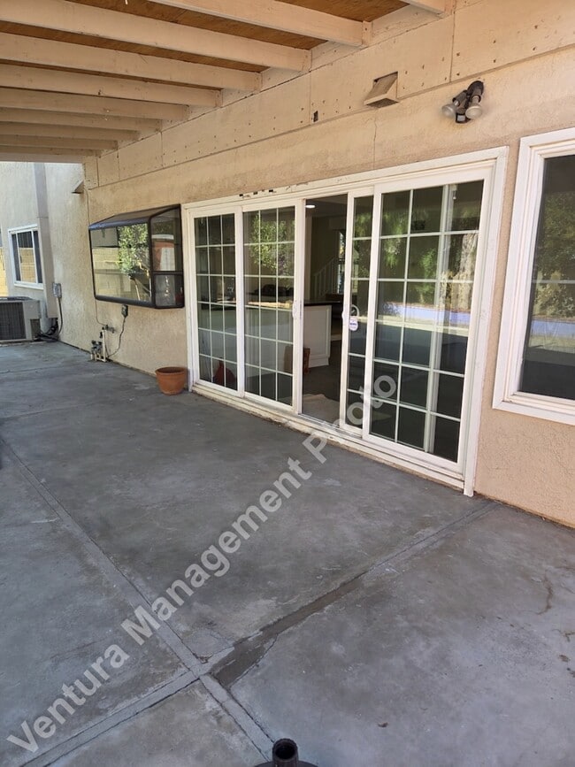 Foto del edificio - 2333 Lawnview Ct