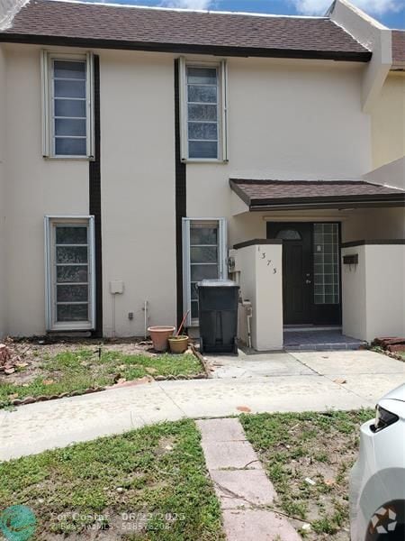 Building Photo - 1375 Seaview