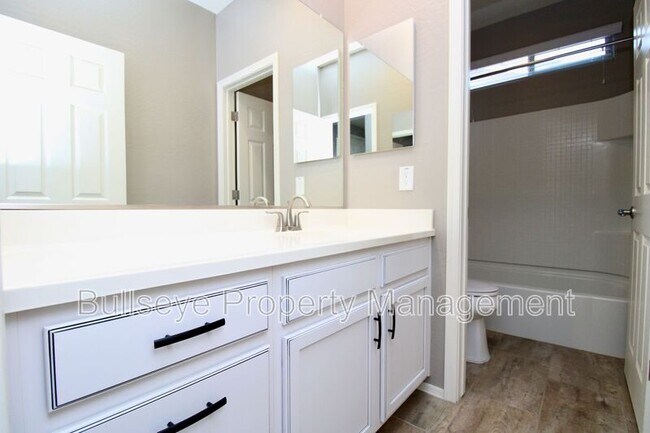 Foto del edificio - 22484 E Silver Crk Ln