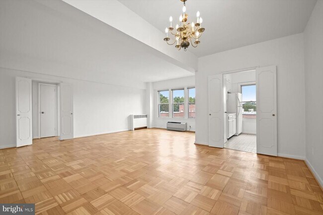 Foto del edificio - 2500 Q St NW