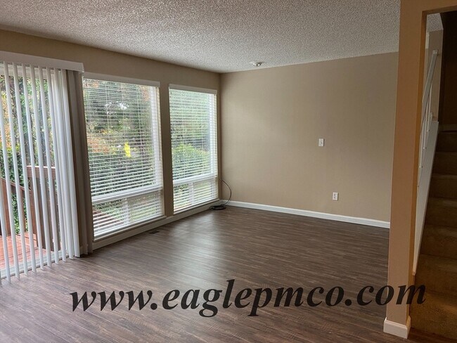 Photo - 12486 SE 60th Ct Apartment