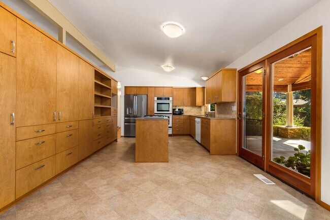 Foto del edificio - 11237 110th Ave NE