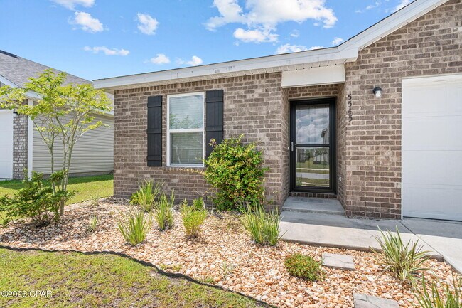 Building Photo - 5545 Lexa Ln
